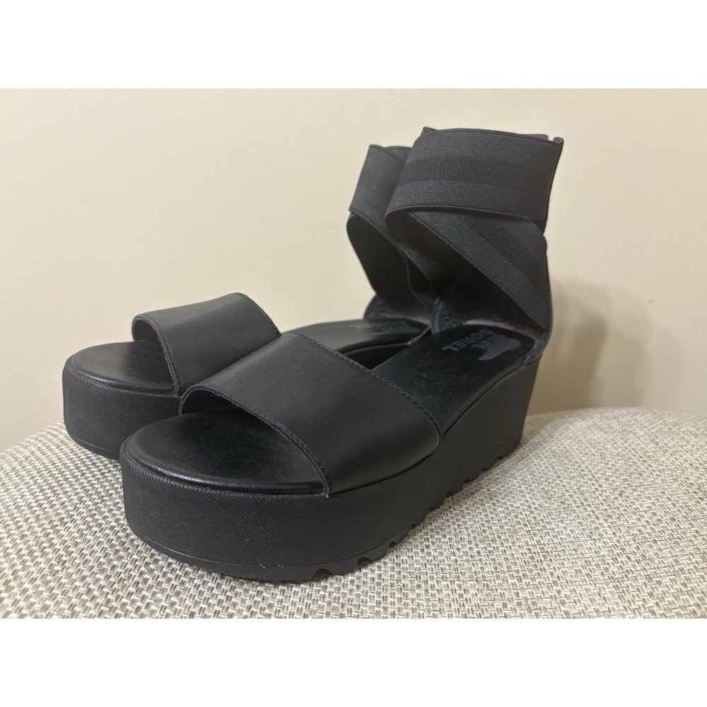 Size 6 Sorel Cameron Flatform Platform Sandals in Black